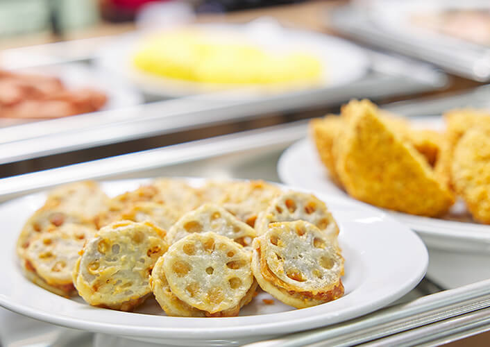 朝食会場「琉球ダイニング南風」